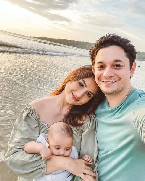 Tengku Dewi Putri dan Andrew Andika. (Foto: Dok. Instagram @tengkudewiputri_tdp)
