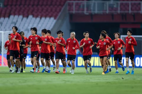 FOTO: Mengintip Timnas Jepang Jajal Rumput Stadion Gelora Bung Karno Jelang Hadapi Timnas Indonesia