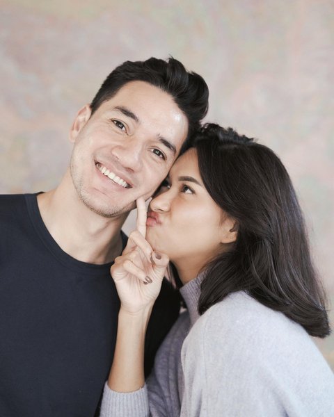 Langgeng 18 Tahun Berumah Tangga dengan Nana Mirdad, Andrew White Beri Tips dan Pesan untuk Para Suami