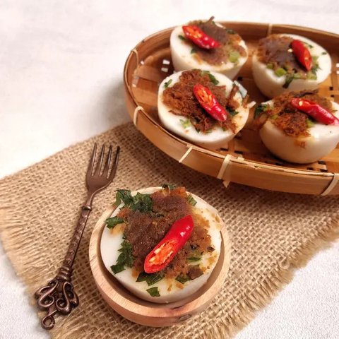 ilustrasi kue basah jajanan pasar/Ika Rahma H/Shutterstock