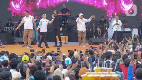 Kampanye akbar RIDO bertajuk "Satu1n Jakarta" dan dimeriahkan Dewa19 feat Virzha dan Marchello Tahitoe. (Liputan6.com/Herman Zakharia)