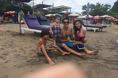Transformasi Kebersamaan Andrew Whita dan Dua Anaknya. (Sumber: Instagram/andrew.white._)