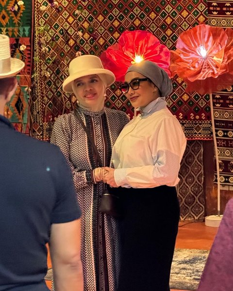 Besanan, 7 Pottet Kedekatan Reza Artamevia dan Lenggogeni Faruk Ibunda Halilintar - Kompak