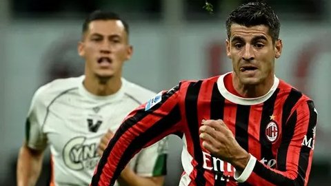 Momen Jay Idzes Duel Bareng Pemain Kelas Dunia Musim ini, Jadi Modal Penting Hadapi Jepang