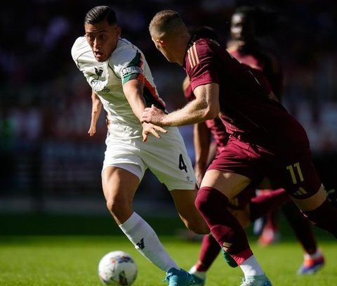 Momen Jay Idzes Duel Bareng Pemain Kelas Dunia Musim ini, Jadi Modal Penting Hadapi Jepang