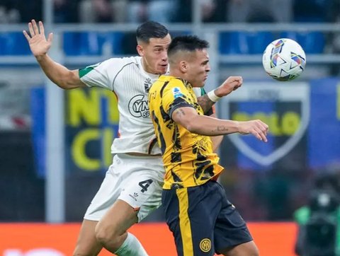 Momen Jay Idzes Duel Bareng Pemain Kelas Dunia Musim ini, Jadi Modal Penting Hadapi Jepang