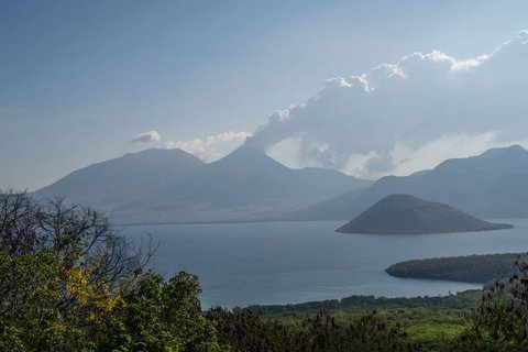 Gerak Cepat Panglima TNI Datangi Korban Erupsi Lewotobi