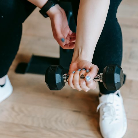 Manfaat Angkat Beban