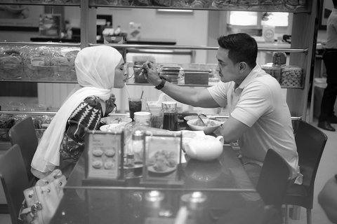 Putri Zulhas Dikabarkan akan Menikah dengan Zumi Zola, Cek Hubungan Asmaranya