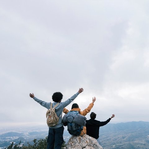 Studi Terbaru Menunjukkan Punya Teman Sedikit Bikin Seseorang Lebih Sehat? Ini Faktanya