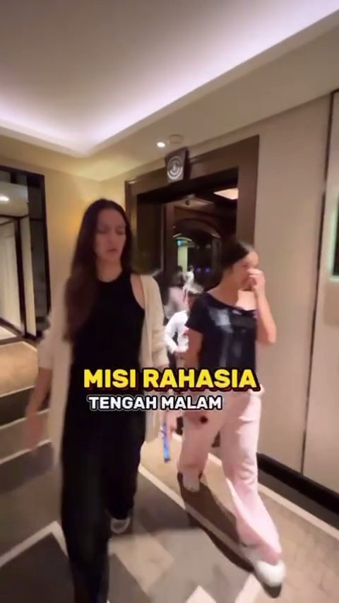 Momen Nia Ramadhani dan 3 Anaknya Beri Kejutan Ultah untuk Aburizal Bakrie, Jadi Misi Rahasia Saat Tengah Malam