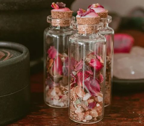 Ilustrasi Keripik Bayam Crispy Credit: Merdeka.com