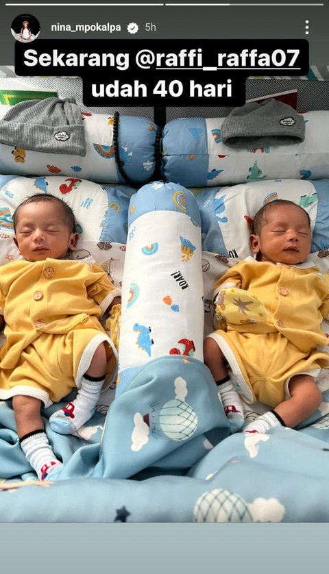 Mpok Alpa Mengungkapkan Sangat Menikmati Merawat Bayi Kembarnya, Meskipun Sering Kurang Tidur