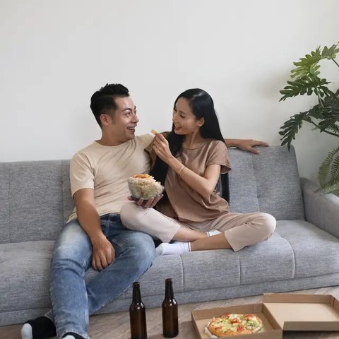 Bahagia./Copyright freepik.com/author/freepik