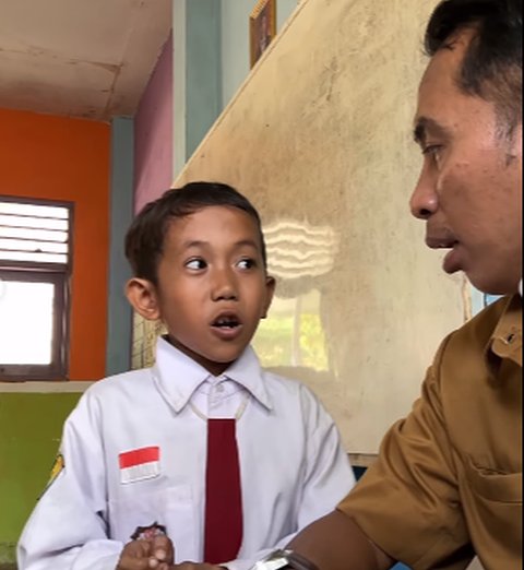 Siswa SD Ditanya Guru Makanan Sapi Dijawab Martabak Jadi Tertawaan