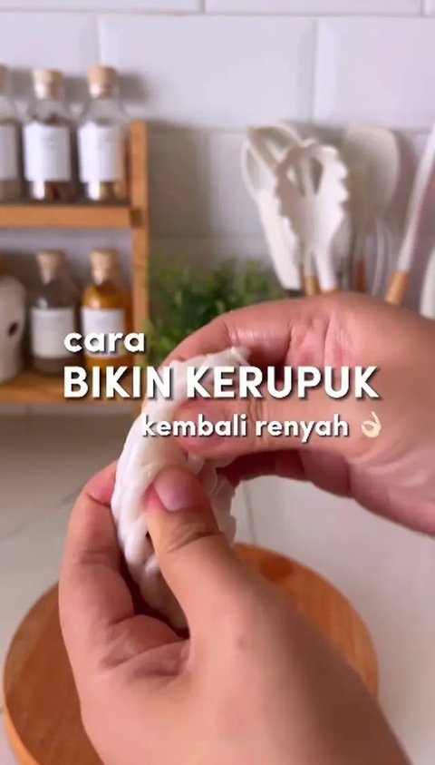 ilustrasi kerupuk/copyright By Meniga.id (Shutterstock)