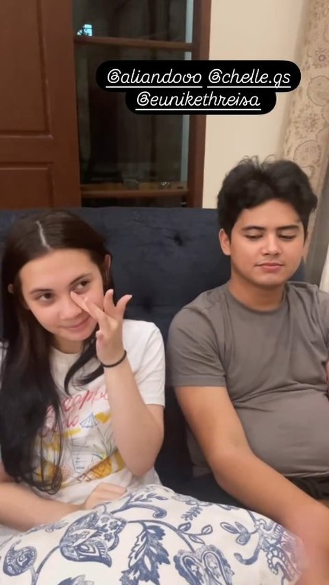 Pacaran Beda 13 Tahun, Richelle Skornicki Dapat Restu dari sang Mama - Boleh Jalan Bareng Aliando tapi Harus Dipantau