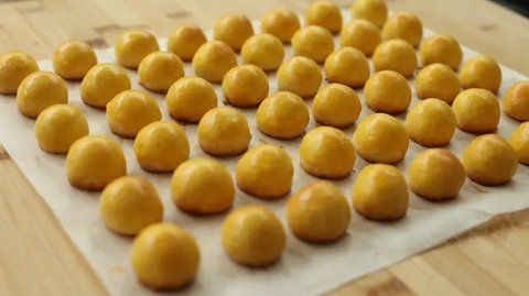 ilustrasi kue nastar/copyright by Edgunn (Shutterstock)