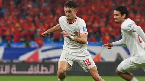 Kualifikasi Piala Dunia 2026 - Timnas Indonesia Vs Arab Saudi - Duel Antarlini (Bola.com/Adreanus Titus)