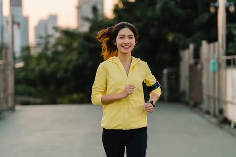 Daun Kunyit (Credit: Shutterstock/AeJaa)