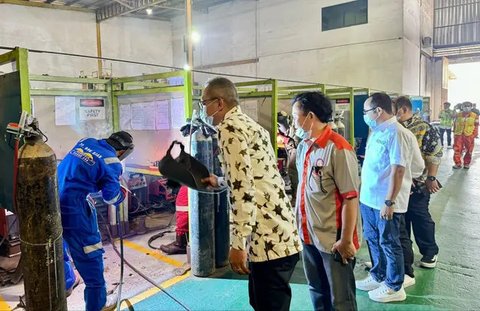 LPK Hino Mendapatkan Serifikasi Akreditasi dari Kementerian Tenaga Kerja. (Hino)