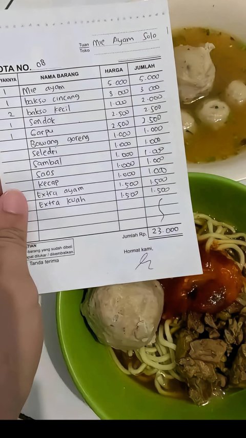 Pengunjung Rumah Makan Kaget Lihat Nota Pembayaran