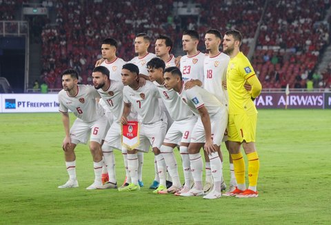 ⁠FOTO: Magis Jersey Putih Pemain Timnas Indonesia, Peluang Tampil di Piala Dunia Masih Terbuka