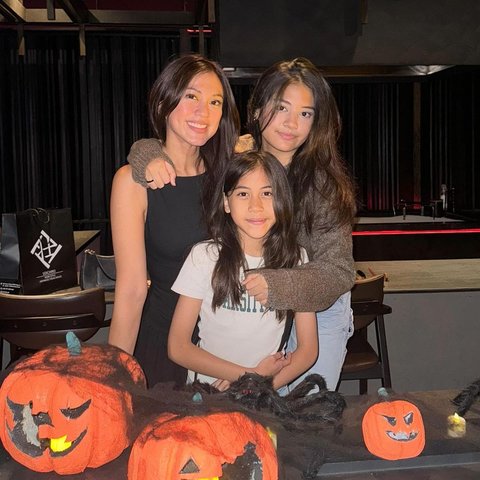 7 Potret Alaia Anak Kenang Mirdad dan Tyna Dwi Jayanti yang Makin Cantik