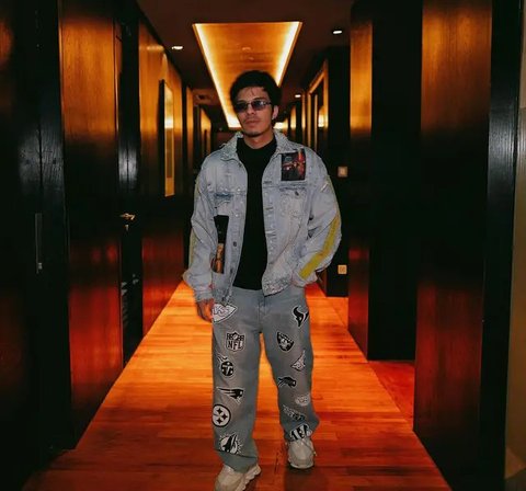 Lewat pesan WhatsApp dan panggilan video, Atta Halilintar minta maaf kepada Haji Faisal setelah menyinggung pernikahan almarhum Vanessa Angel. (Foto: Dok. Instagram @attahalilintar)