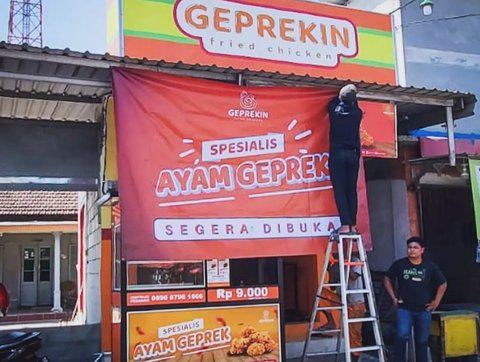 Hampir Tewas di Tangan Rekan Sendiri, Mirza Muhrosni Kini Bangkit dengan 160 Outlet Ayam Geprek