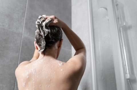 Rambut Kering dan Rusak? Ini Dia 5 Solusi Terbaik untuk Memperbaikinya