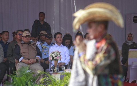 FOTO: Momen Wapres Gibran Pimpin Apel Siaga Pengawasan Pilkada 2024, Minta Bawaslu Tegas dan Adil