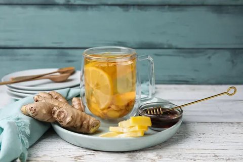 Minuman Herbal Jahe (Credit: Shutterstock/gowithstock)