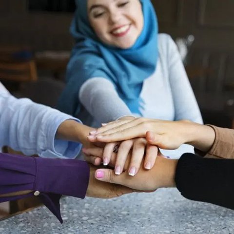 doa pagi hari pembuka rezeki arab Ilustrasi dibuat Stable Diffusion