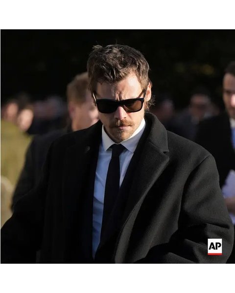 Potret pemakaman Liam Payne, dihadiri anggota One Direction. (sumber: Instagram/apnews)