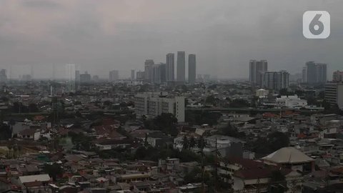 Ilustrasi mal di Surabaya. (Dian Kurniawan/Liputan6.com)