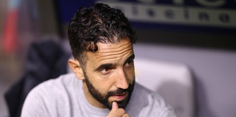 Ipswich Town vs MU, Ruben Amorim Bakal Mainkan Leny Yoro Sebagai Starter