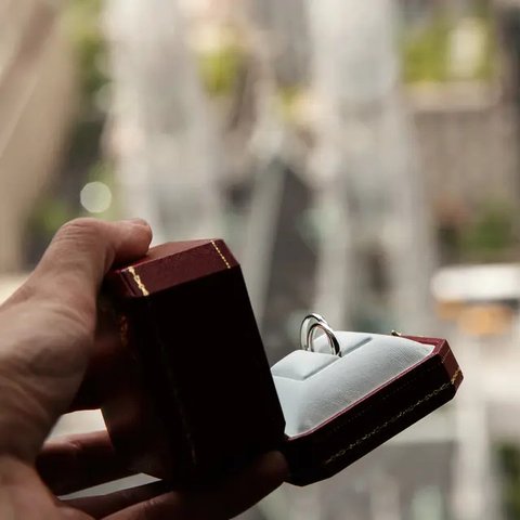 cara mengukur cincin Ilustrasi dibuat Stable Diffusion
