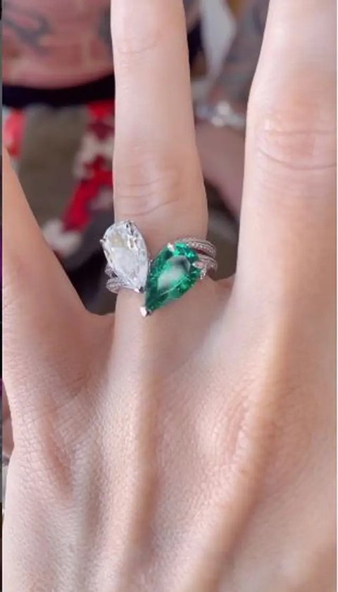 cara mengukur cincin Ilustrasi dibuat Stable Diffusion