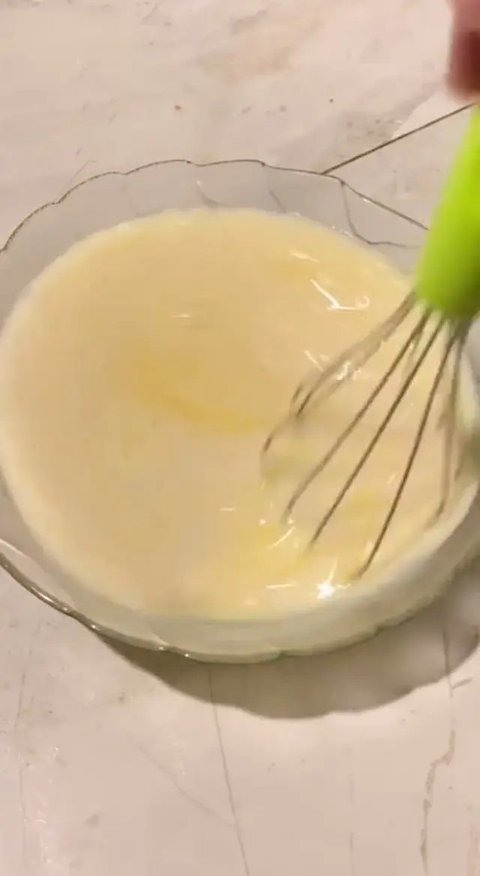 Hanya dengan 3 Bahan, Ini Cara Mudah Bikin Tahu Sutra (TikTok/@ameliasmsd)