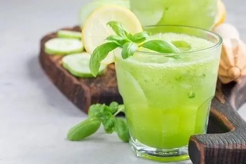 Jus Timun (Credit; Freepik/jcomp)