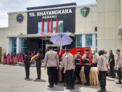 Curhat Kasat Reskrim Solok Selatan ke Ibunda Sebelum Tewas Ditembak Temannya Sendiri: Mau Keluar Polisi