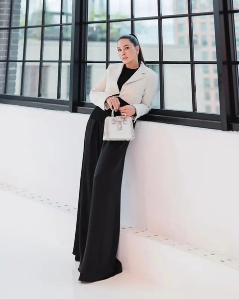 Akhirnya Fitri Salhuteru menyampaikan pernyataan sikap sekaligus klarifikasi atas tudingan jadi biang keladi dalam masalah hidup Nikita Mirzani selama ini. (Foto: Dok. Instagram @fitri_sal