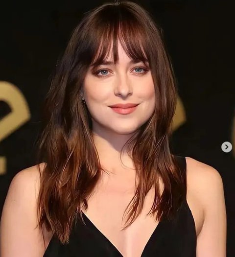 Ia memperlihatkan bahwa kecantikan bukanlah tentang mengikuti tren, melainkan tentang bagaimana kita bisa merasa percaya diri dan nyaman dengan diri kita sendiri.  [@therealdisastr].