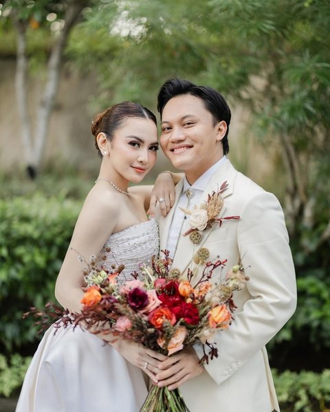 Sidang itsbat nikah untuk Rizky dan Mahalini dijadwalkan pada 4 November 2024. Jika pengadilan mengesahkan pernikahan mereka, hasil sidang tersebut akan dibawa ke KUA untuk mendapatkan akta nikah resmi.