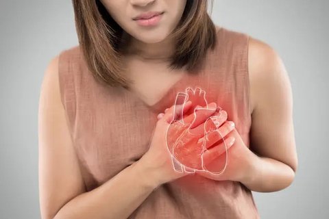 Kolesterol Sebabkan Sensasi Kebas di Tangan? (Image Point Fr / shutterstock)