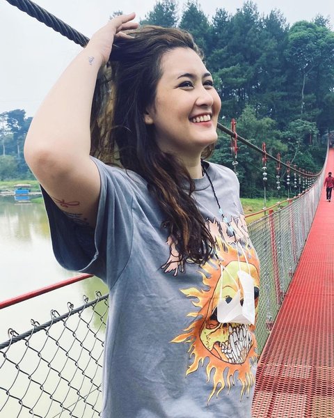 Talitha Curtis, Dulu Pemain Sinetron GGS Kini Berjualan Makanan di Depan Minimarket