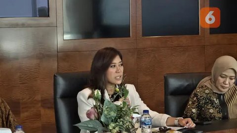 Menkomdigi Meutya Hafid mengunjungi Emtek Group di SCTV Tower, Jakarta (Liputan6.com/ Agustin Setyo Wardani).