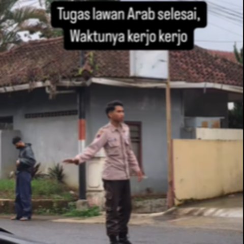 'Marselino' Tiba-Tiba jadi Satpam Parkirkan Mobil di Toko