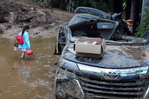 FOTO: Parahnya Kerusakan Akibat Terjangan Tanah Longsor di Karo Sumatera Utara, 10 Orang Tewas